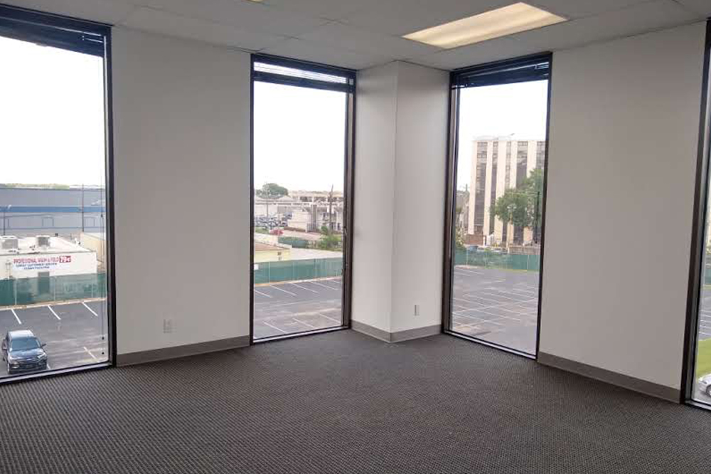 6201 Bonhomme Road - 18x365N.01-sm