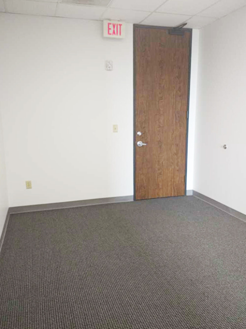 6201 Bonhomme Road - 18x370N-sm