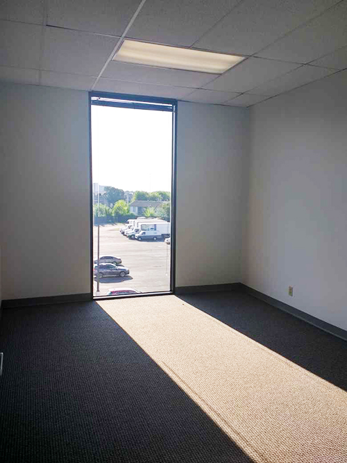 6201 Bonhomme Road - 18x370N-sm