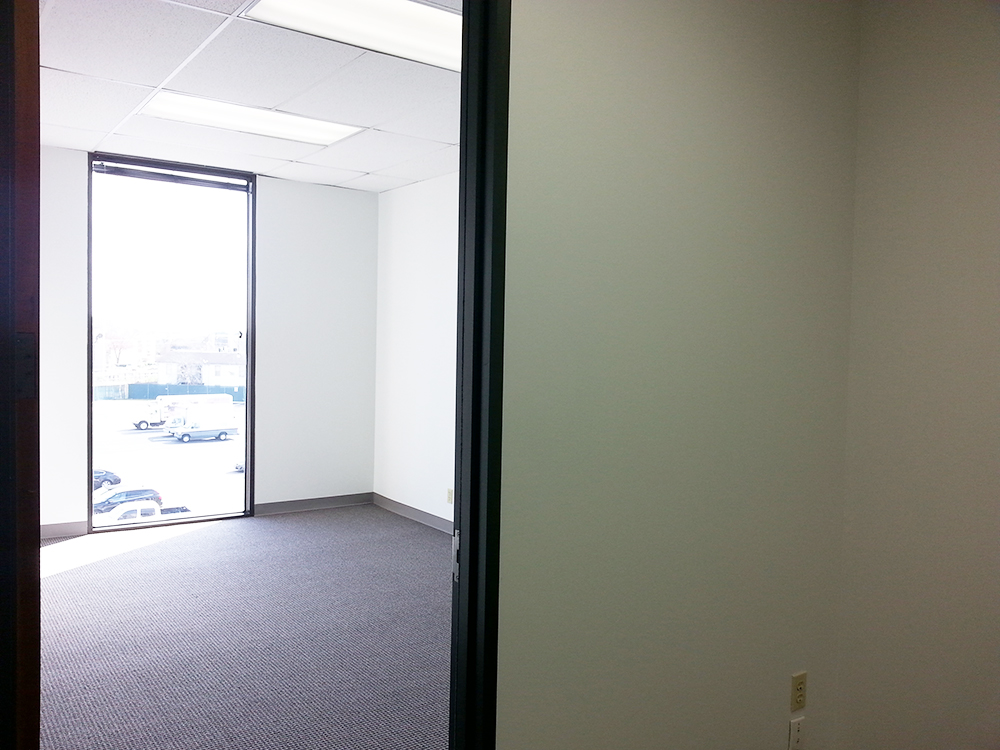 6201 Bonhomme Road - 18x370N-sm