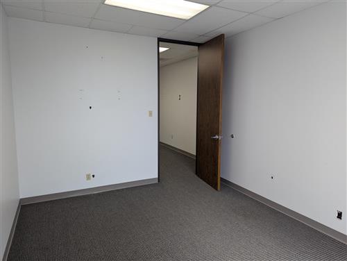 6201 Bonhomme Road - 18x370N-sm