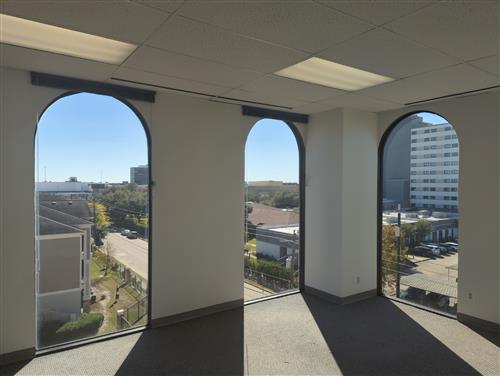 6201 Bonhomme Road - 18x402N-sm