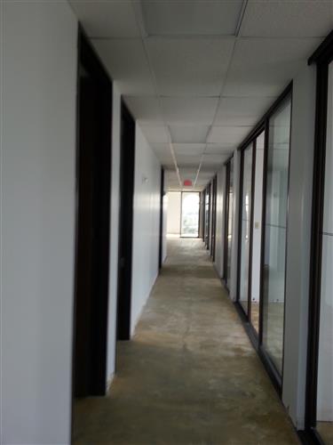 1-UI425Nx18.jpg