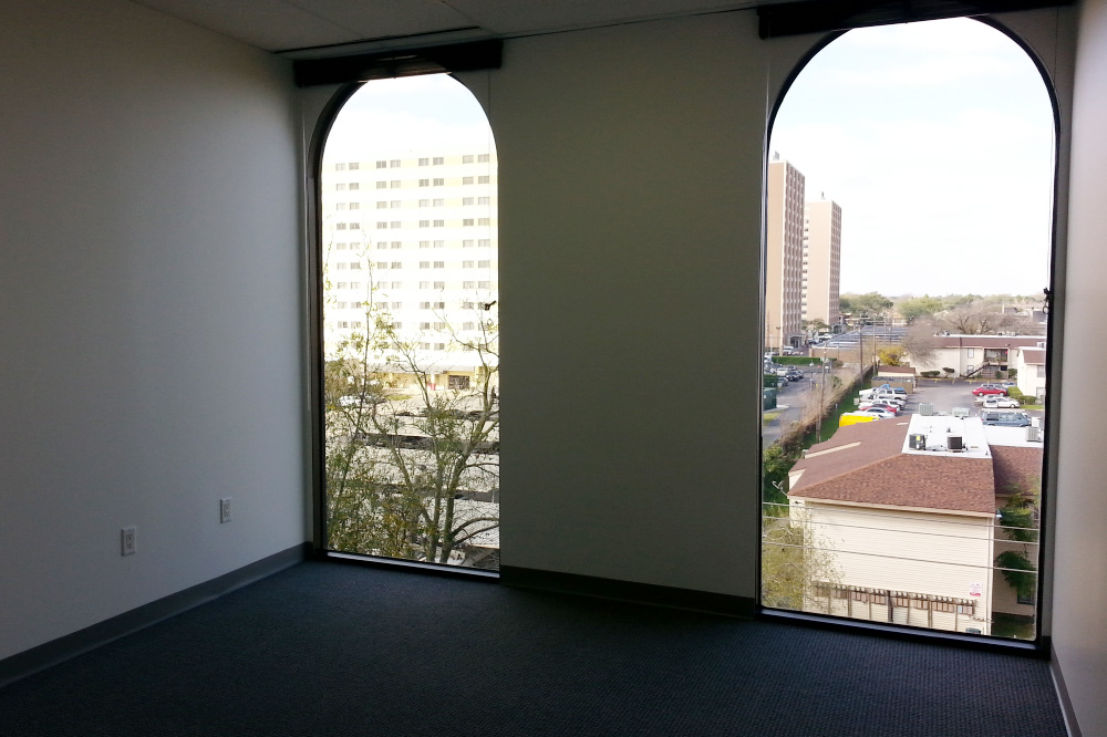 6201 Bonhomme Road - 18x432S-sm