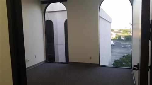 6201 Bonhomme Road - 18x470S.01-sm