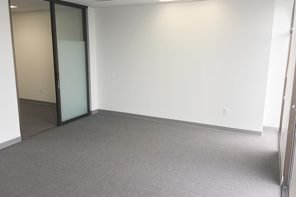 6201 Bonhomme Road - 18x475N-sm