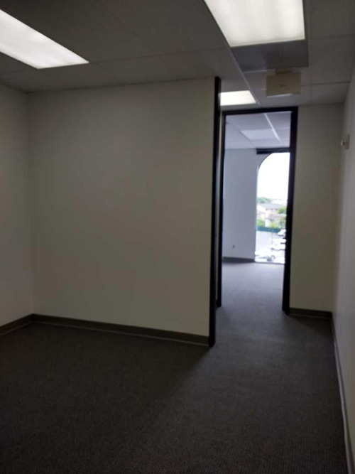 6201 Bonhomme Road - 18x476S-sm