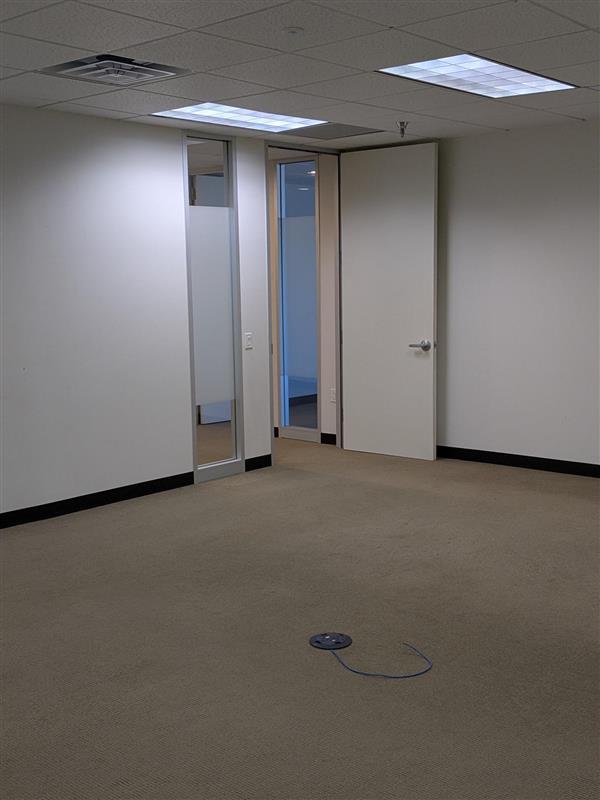 8330-8360 Lyndon B Johnson Fwy - 180xA800-sm