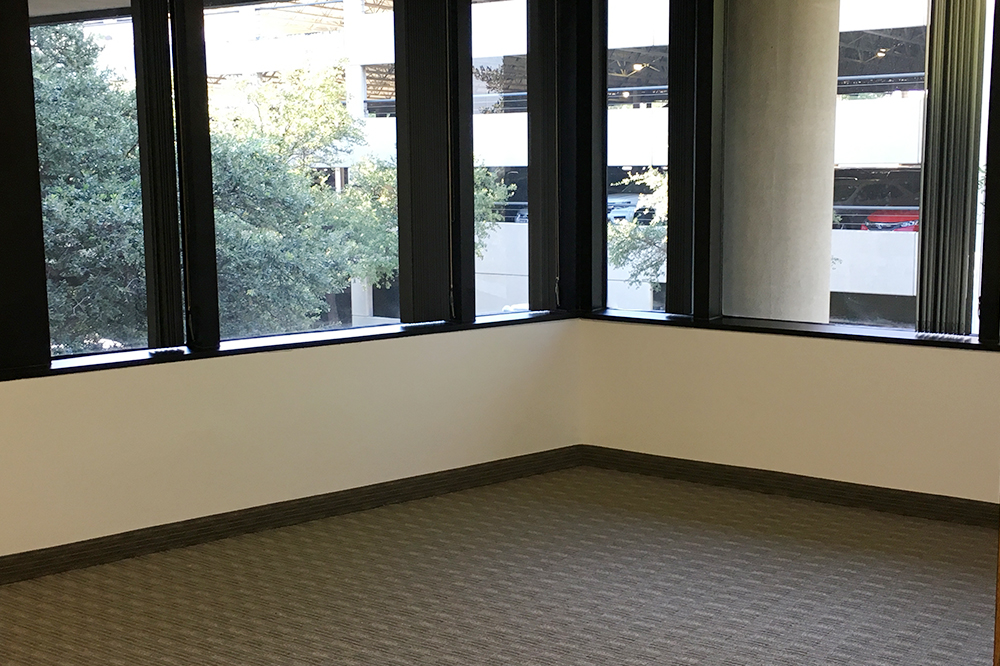 8330-8360 Lyndon B Johnson Fwy - 180xB280.01-sm