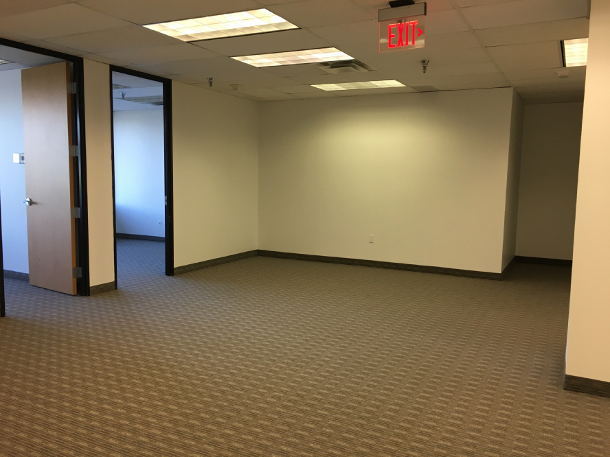 8330-8360 Lyndon B Johnson Fwy - 180xB290-sm