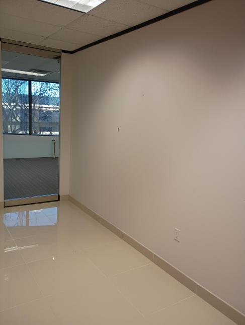 8330-8360 Lyndon B Johnson Fwy - 180xB330-sm