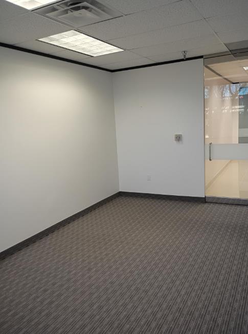 8330-8360 Lyndon B Johnson Fwy - 180xB330-sm