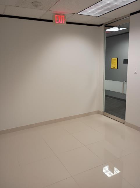 8330-8360 Lyndon B Johnson Fwy - 180xB330-sm