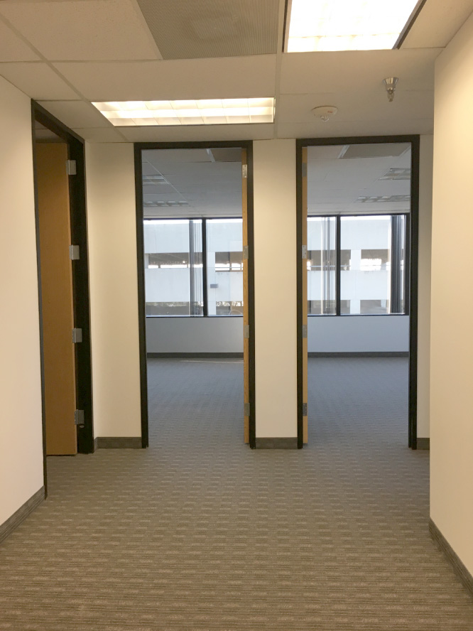 8330-8360 Lyndon B Johnson Fwy - 180xB435-sm