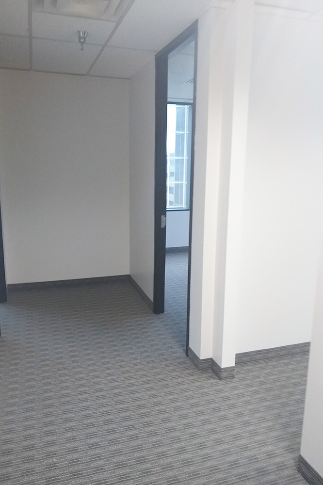 8330-8360 Lyndon B Johnson Fwy - 180xB525-sm