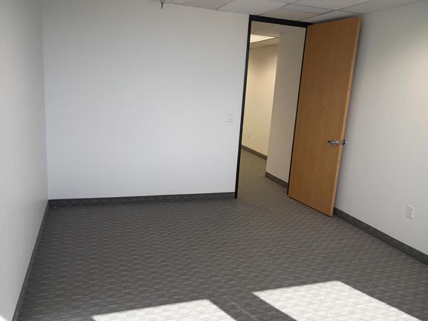 8330-8360 Lyndon B Johnson Fwy - 180xB535-sm