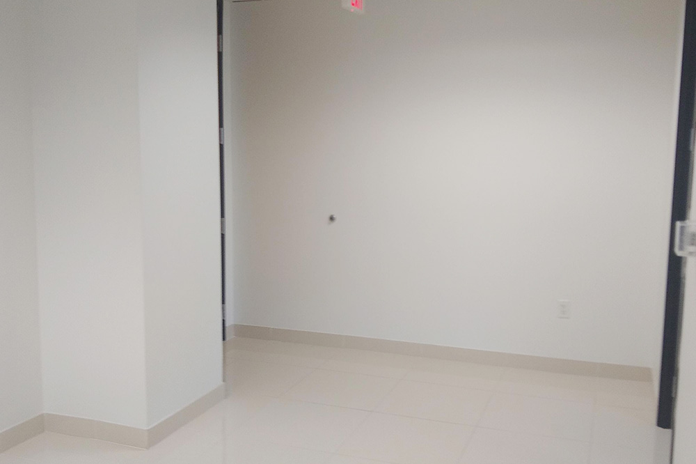 8330-8360 Lyndon B Johnson Fwy - 180xB580-sm