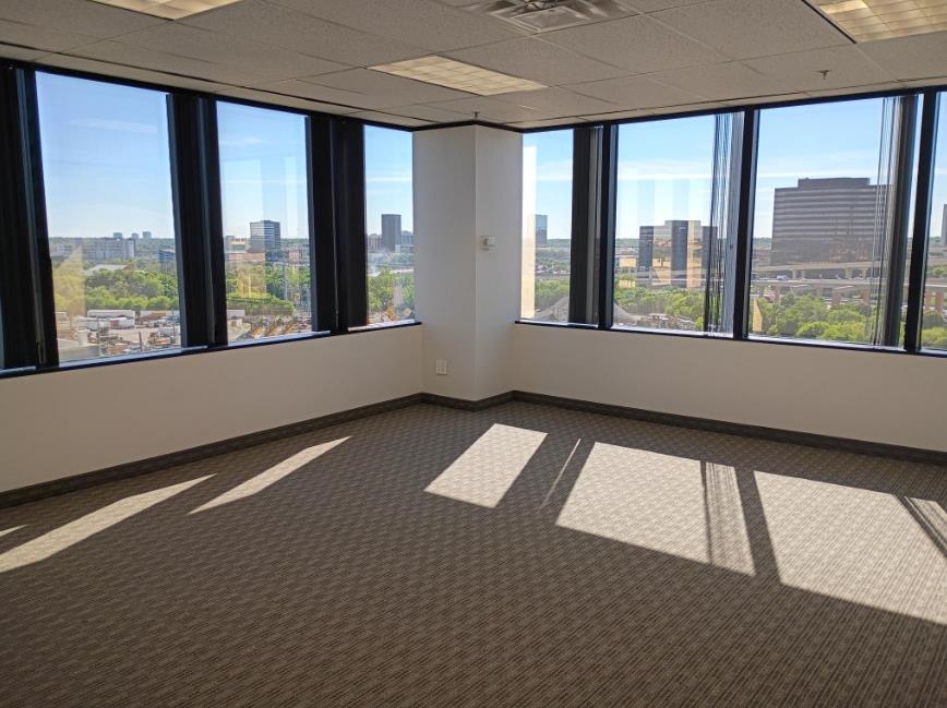 8330-8360 Lyndon B Johnson Fwy - 180xB628-sm