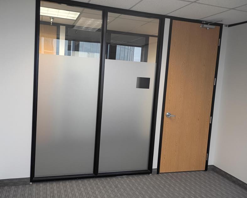 8330-8360 Lyndon B Johnson Fwy - 180xB684-sm