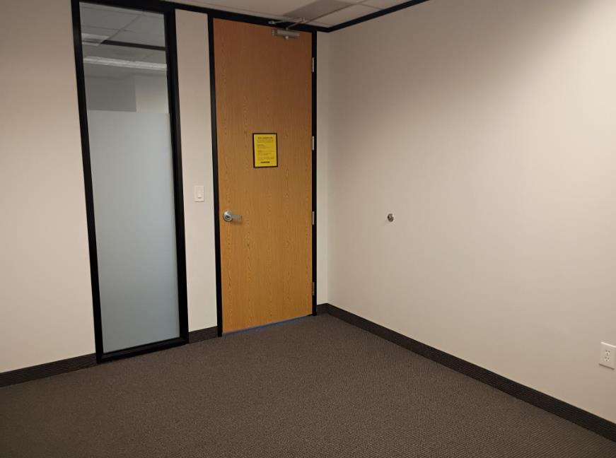 8330-8360 Lyndon B Johnson Fwy - 180xB739-sm