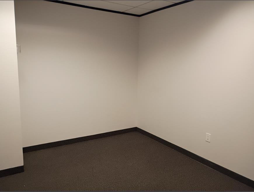 8330-8360 Lyndon B Johnson Fwy - 180xB739-sm