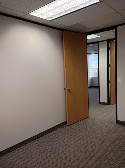 8330-8360 Lyndon B Johnson Fwy - 180xB850-sm