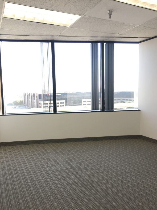 8330-8360 Lyndon B Johnson Fwy - 180xB875-sm