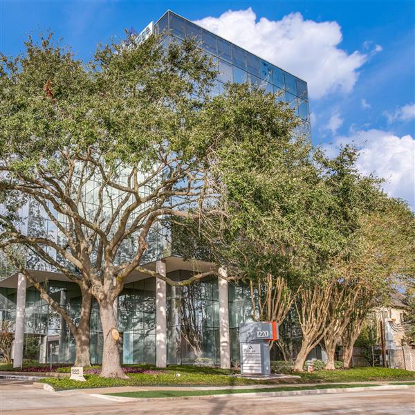 property with office space for rent at 1220 Augusta, Houston, TX 77057, USA