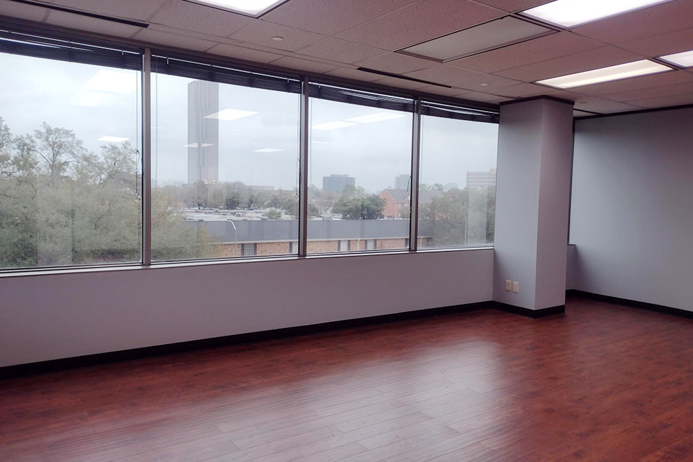 2401 Fountain View Dr - 1941x300-sm