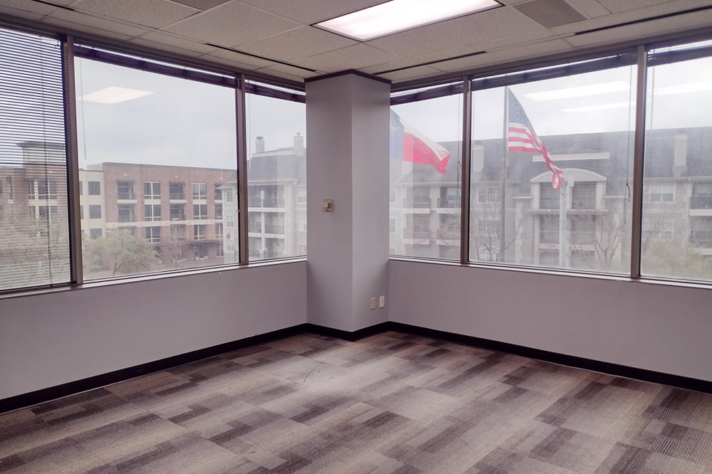 2401 Fountain View Dr - 1941x300-sm