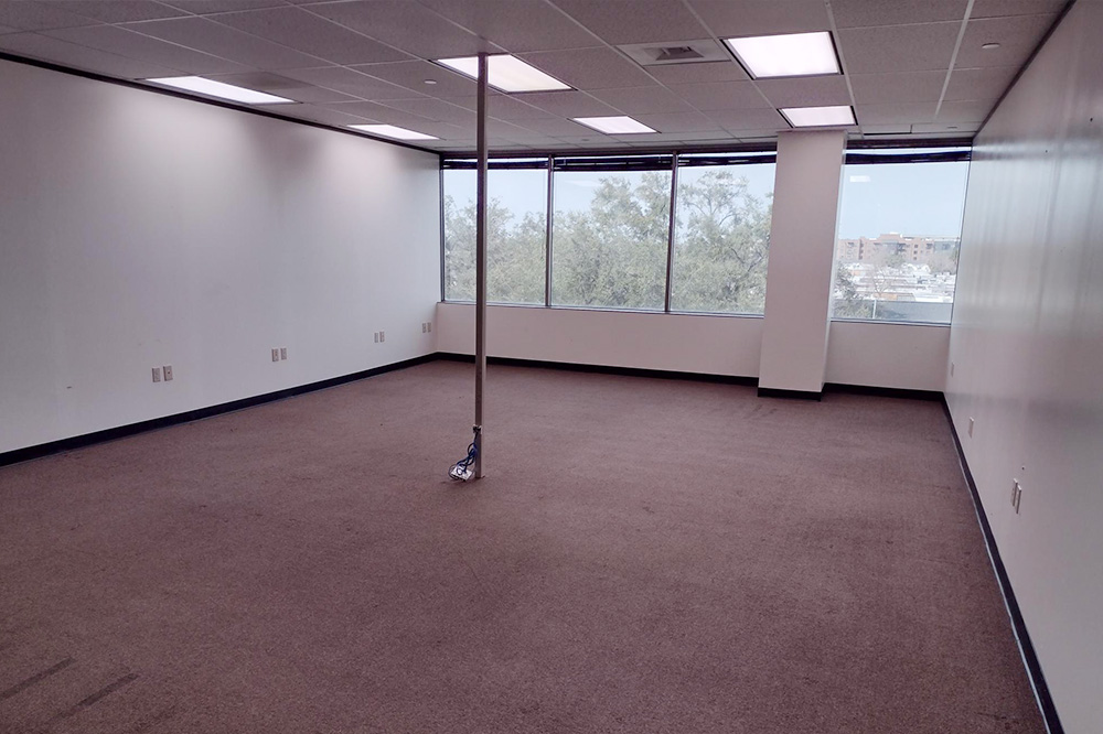 2401 Fountain View Dr - 1941x312-sm