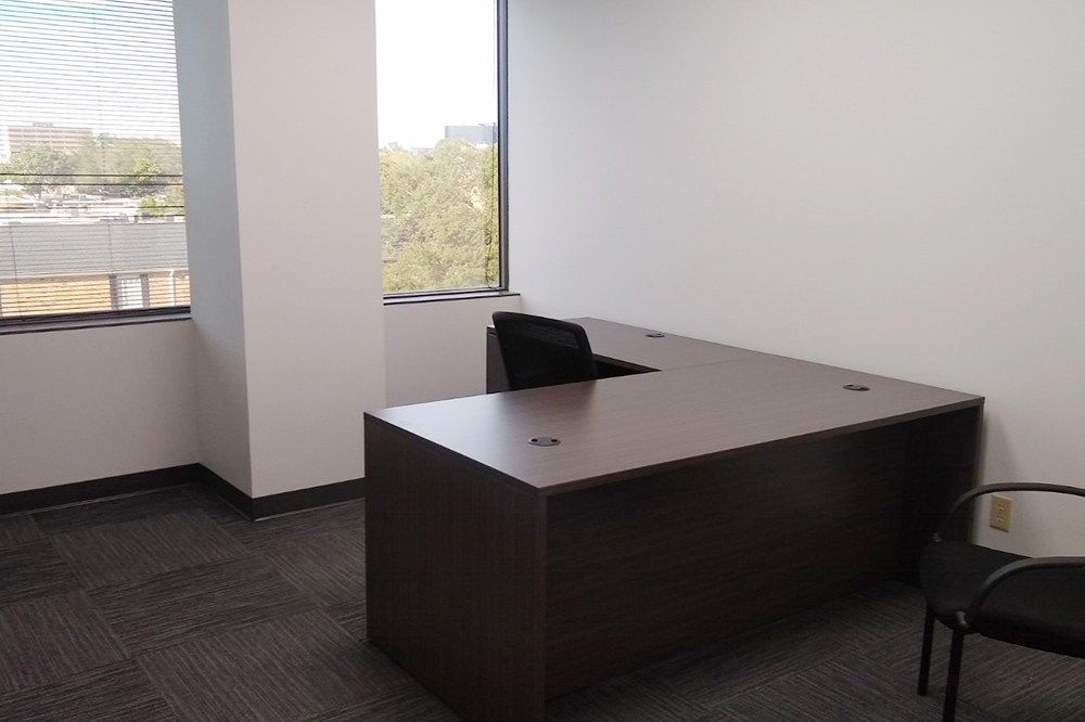 2401 Fountain View Dr - 1941x314-sm