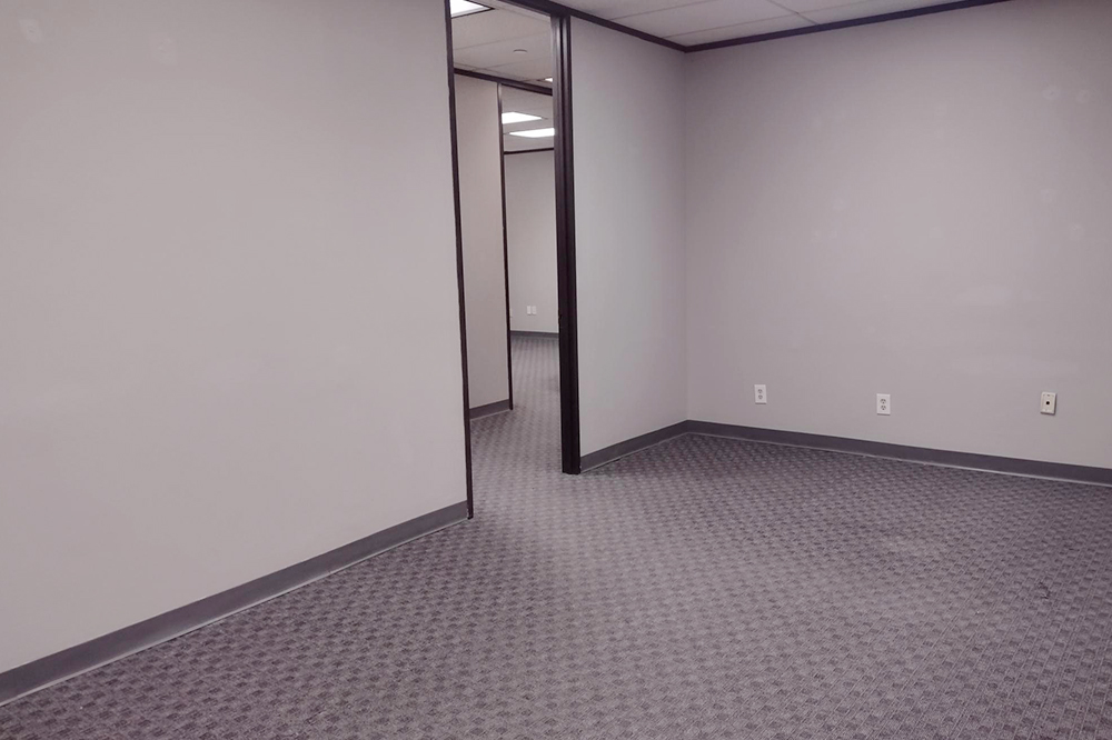 2401 Fountain View Dr - 1941x315-sm