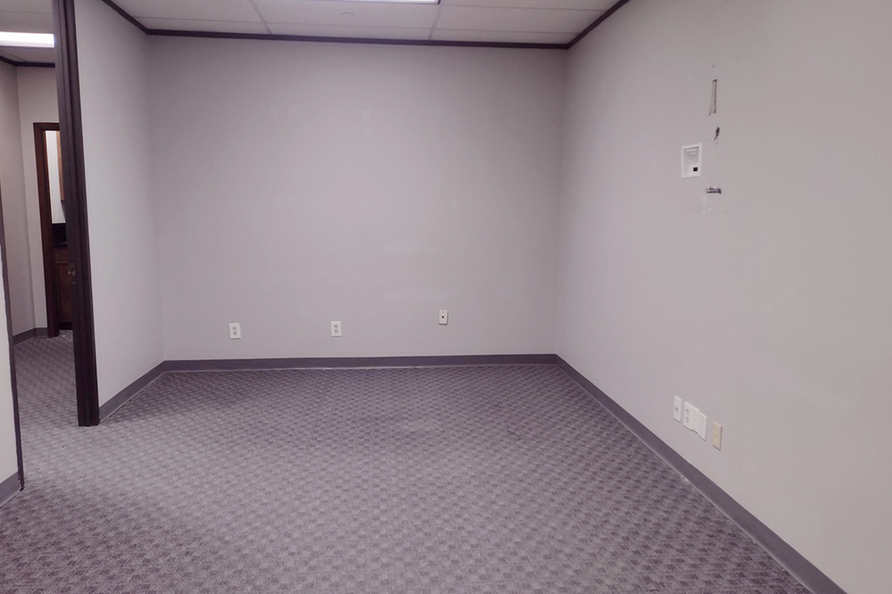 2401 Fountain View Dr - 1941x315-sm