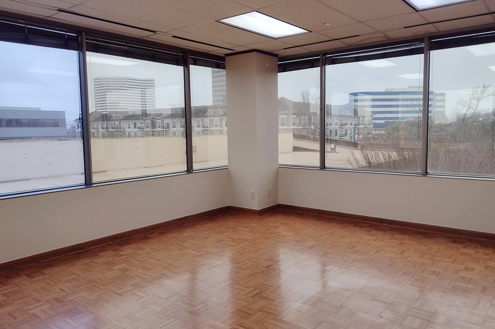 2401 Fountain View Dr - 1941x350-sm