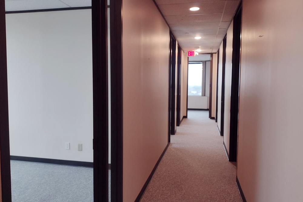 2401 Fountain View Dr - 1941x610.01-sm