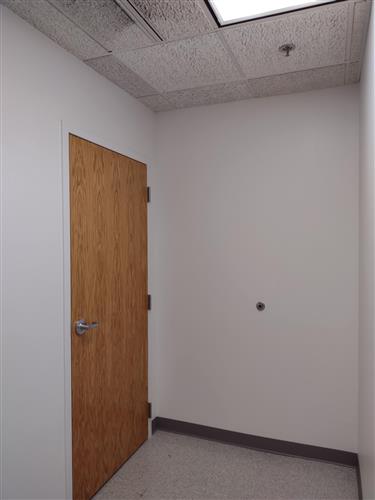 75 Executive Drive - 198x313J-sm