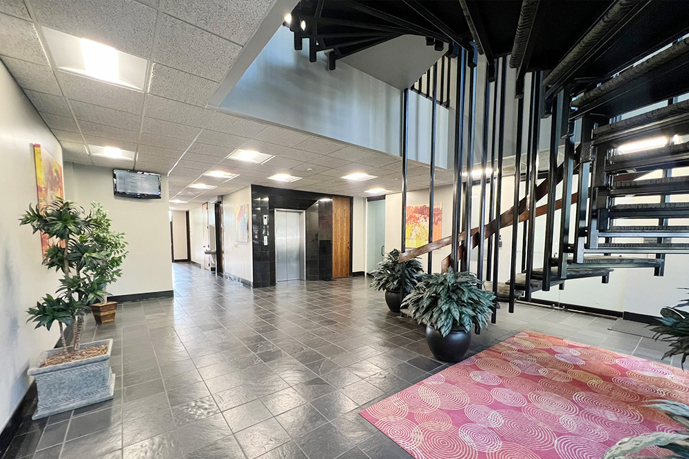 property with office space for rent at 4100 E Piedras Dr, San Antonio, TX 78228, USA