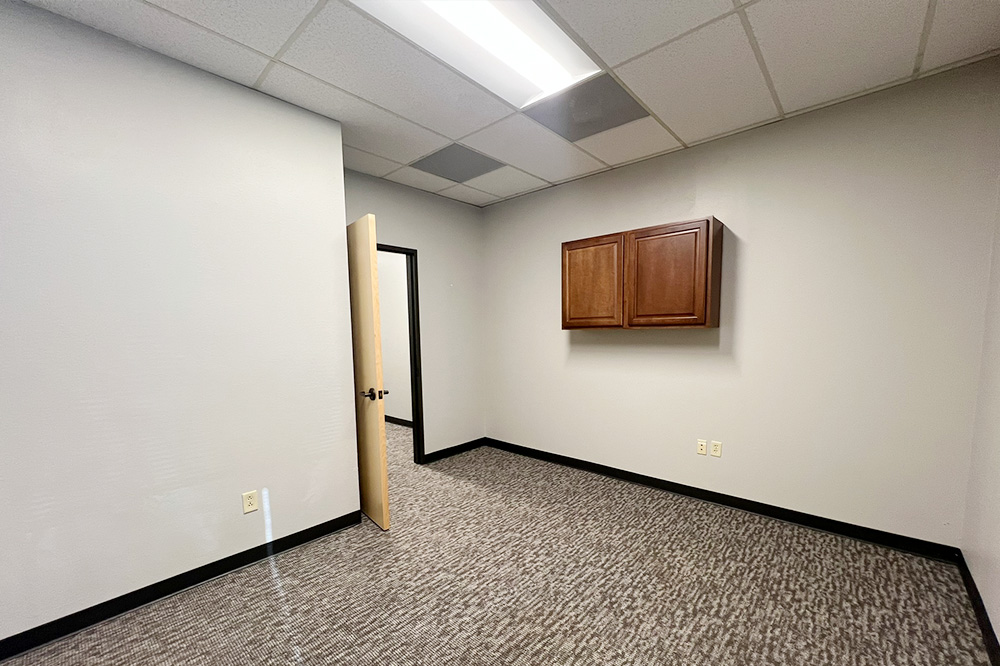 4100 E Piedras Dr - 2105x101-sm