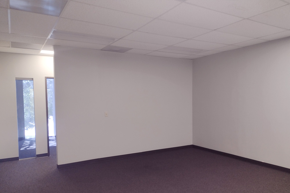 4100 E Piedras Dr - 2105x255-sm