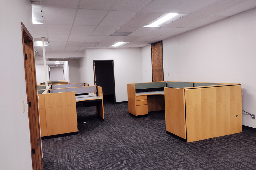 4241 E Piedras Dr - 2109x160-sm