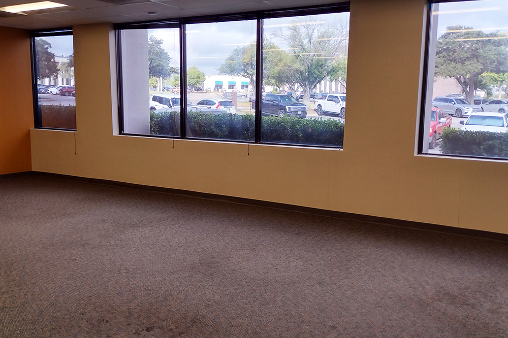 4241 E Piedras Dr - 2109x165-sm