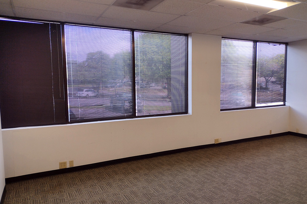 4241 E Piedras Dr - 2109x171-sm