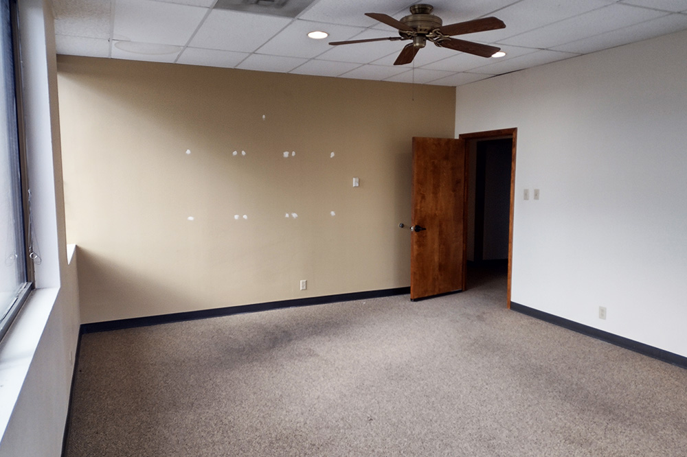 4241 E Piedras Dr - 2109x250-sm