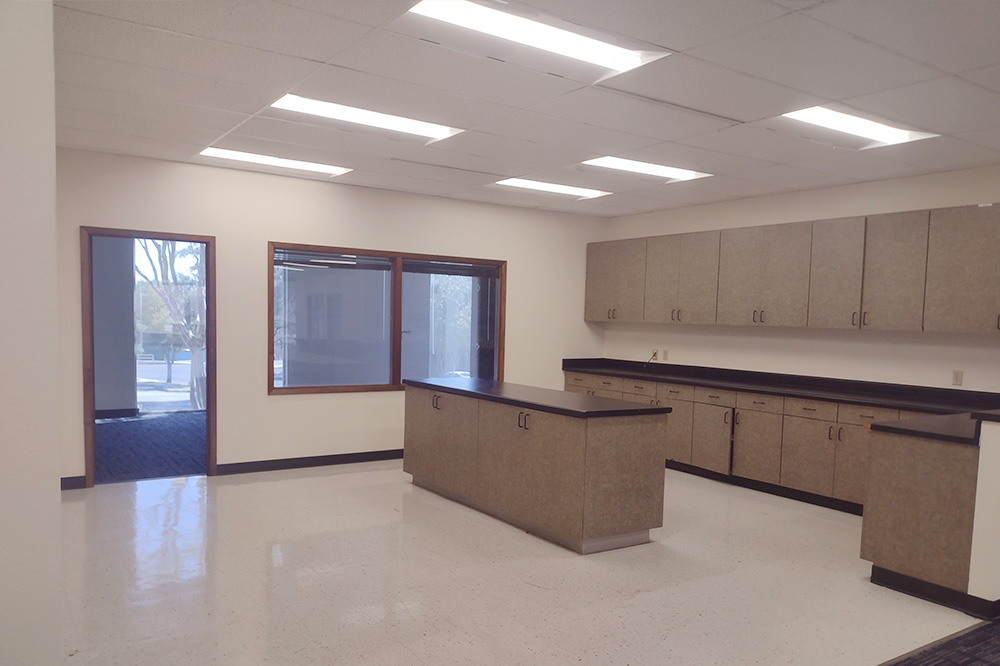 4203 Woodcock Dr - 2112x101-sm