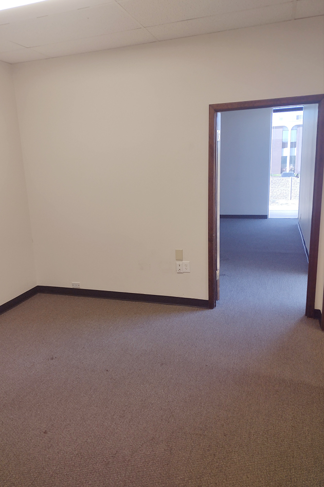 4203 Woodcock Dr - 2112x209-sm