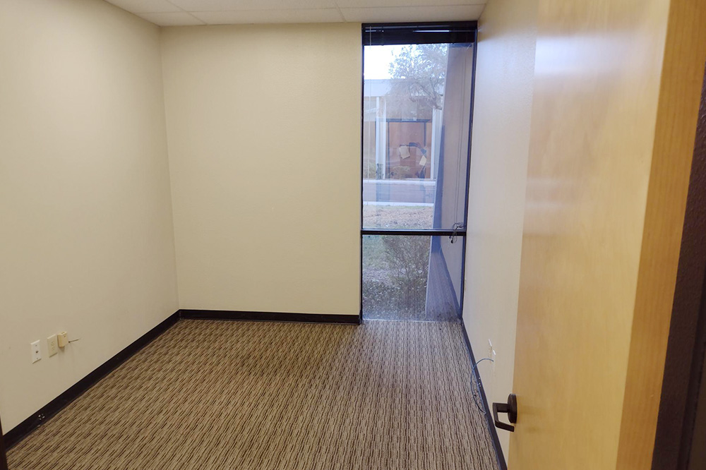 4242 E Piedras Dr - 2113x109-sm