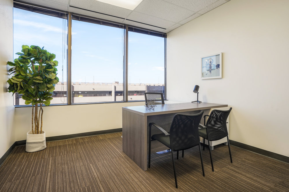 2821-2851 South Parker Road - 212x1-0108-sm