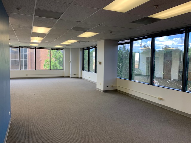2821-2851 South Parker Road - 212x1-0200-sm