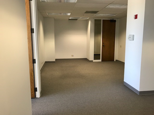 2821-2851 South Parker Road - 212x1-0210-sm